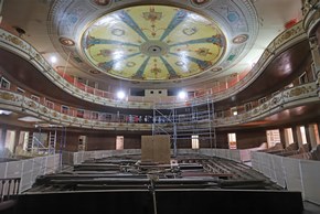 <b>Un 15% de avance tienen los trabajos de restauración del emblemático Teatro Municipal de Iquique</b>