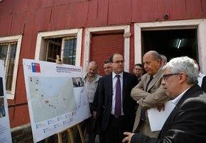 Ministro Undurraga dio el vamos a la restauración del primero de nueve ascensores patrimoniales de Valparaíso