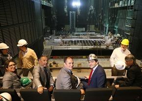 Comienza instalación de butacas en palcos del Teatro Regional