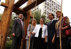 Arquitectura MOP entrega restauración de conjunto Escultórico del Ex Congreso Nacional