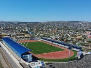 Gobierno y Municipalidad de San Antonio exponen acciones para regularizar las obras del estadio municipal