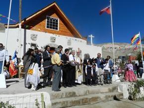 Presidente Sebastián Piñera inaugura templo de Laonzana devastado por el terremoto del 2005