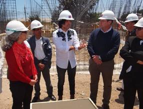 Cantautor Manuel García visita obras de nuevo Liceo Artístico en Arica