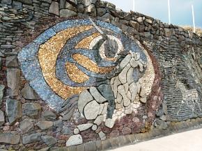 MOP restaurará mural de piedra dedicado a Bernardo O’Higgins en Chillán Viejo
