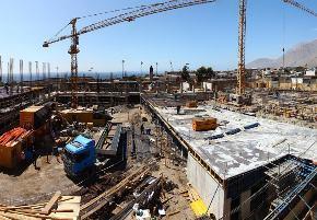 Autoridades visitan emblemático Liceo Domingo Latrille tras siete años del terremoto de Tocopilla